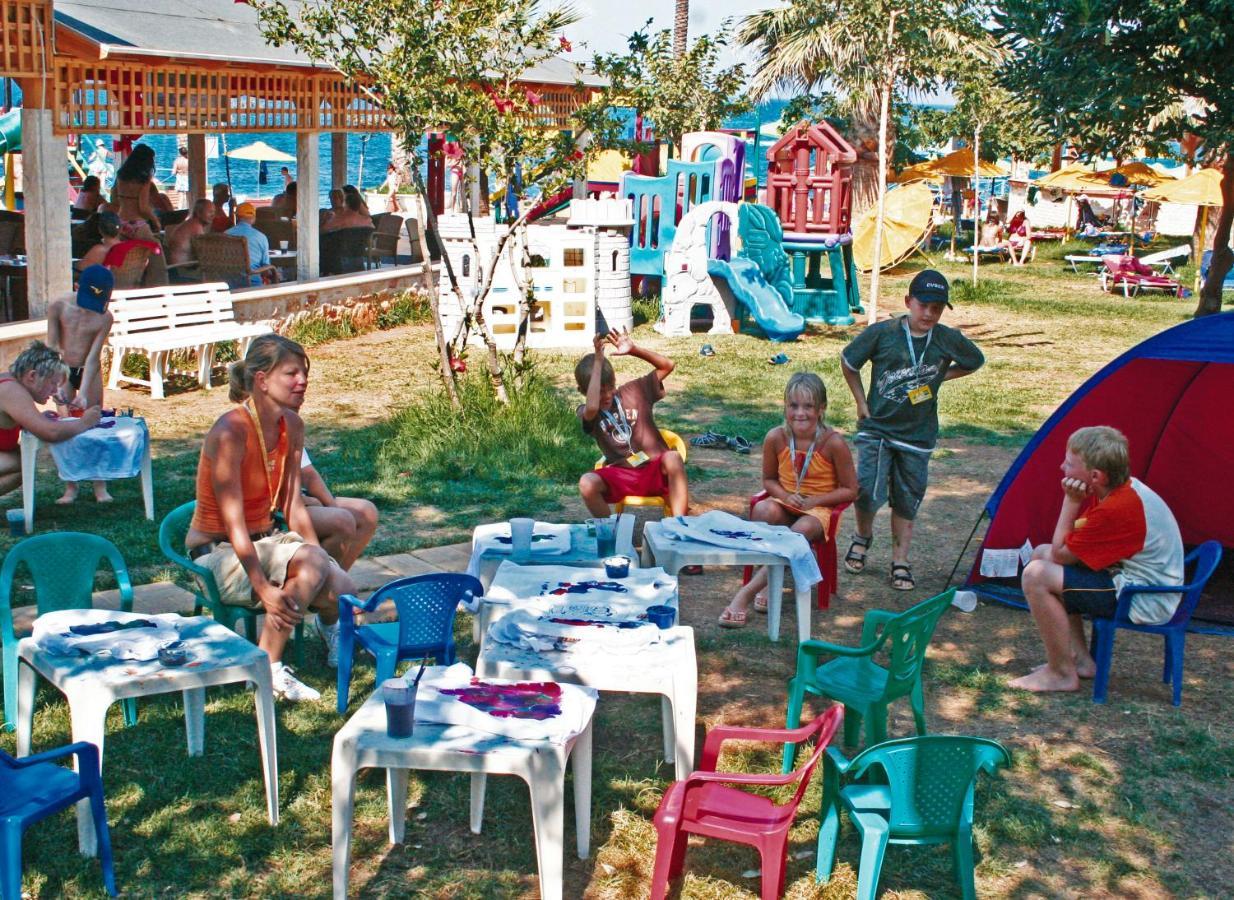 Eri Beach & Village Hotel แอร์ซอนิสซอส ภายนอก รูปภาพ