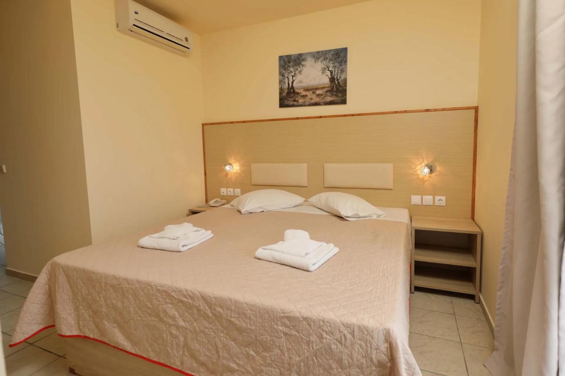 Eri Beach & Village Hotel แอร์ซอนิสซอส ภายนอก รูปภาพ