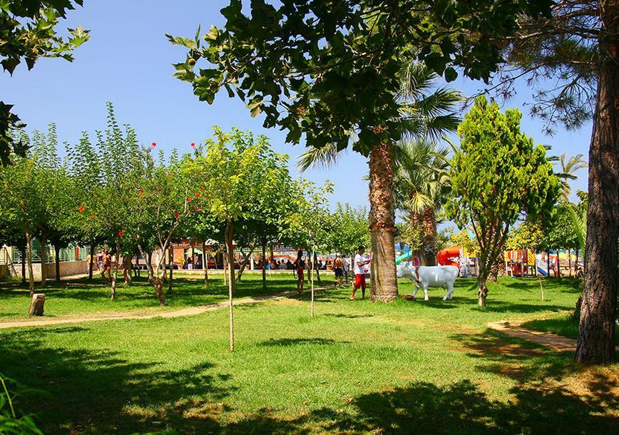 Eri Beach & Village Hotel แอร์ซอนิสซอส ภายนอก รูปภาพ